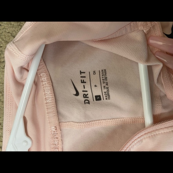 Pink Nike workout long sleeve - Picture 2 of 3